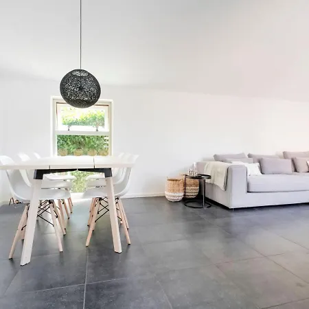 Classy Holiday In With Relaxation Area Feriehus